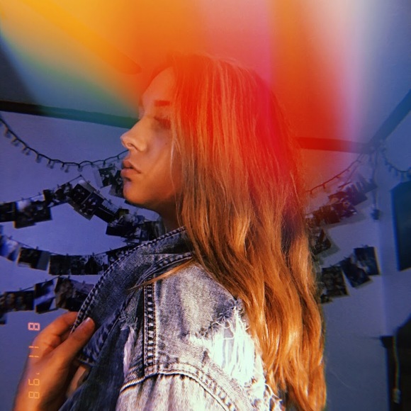 Meet your Posher, Kween - Picture 1 of 1